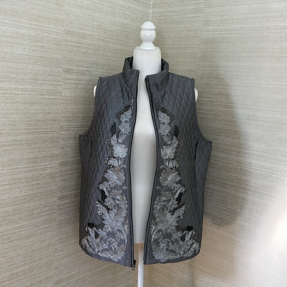Chico’s Embellished Quilted Vest | Size L 12 - Picture 6 of 9